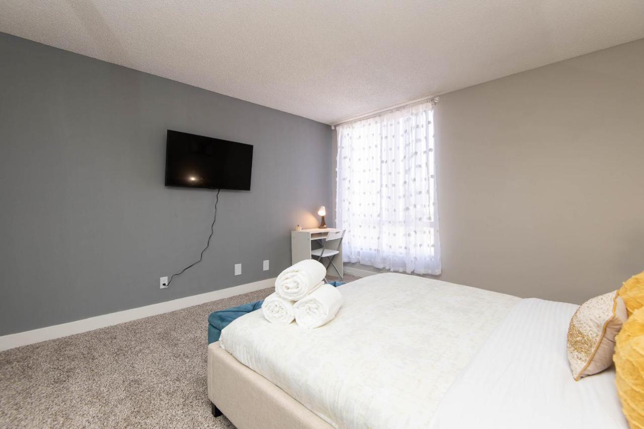 Luxury One Bedroom Apartments Free Parking&Pool Los Angeles Buitenkant foto
